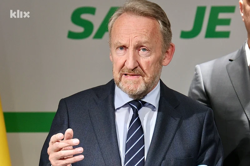 Izetbegović: Za Nikšića je problem moja supruga, a nisu nečasne stvari za koje mi je priznao da je u njima učestvovao